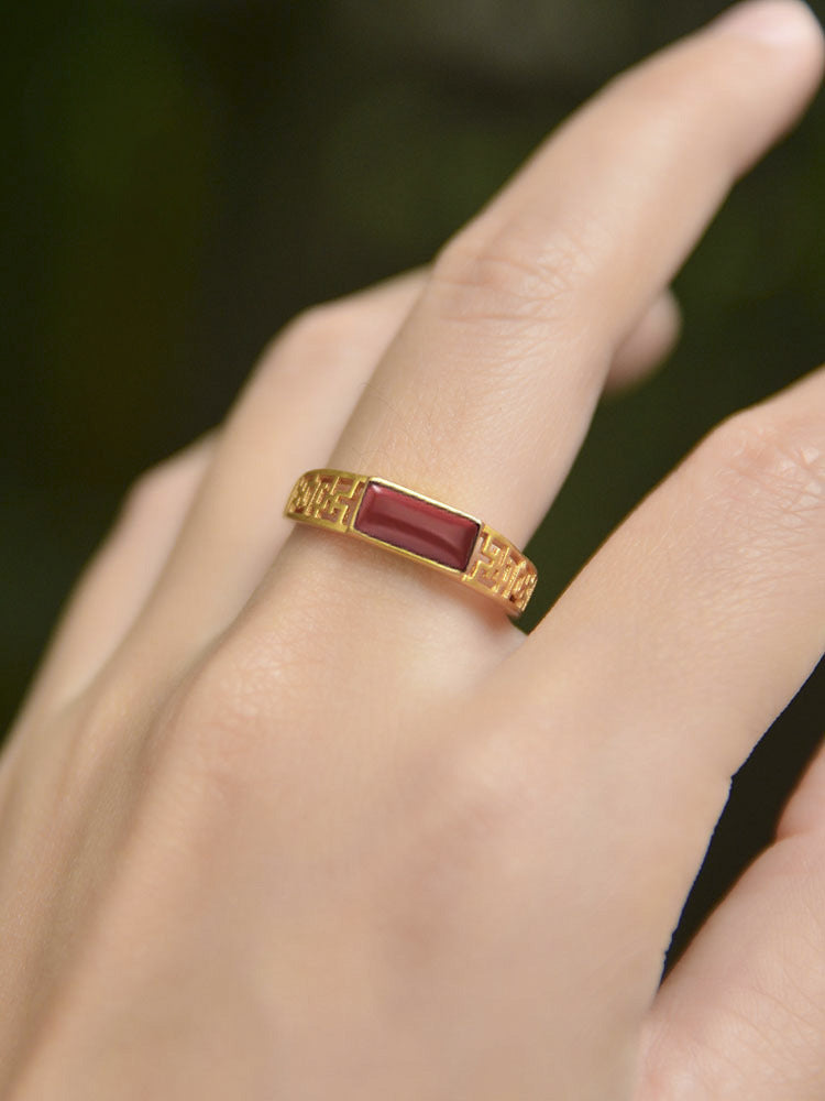 Classic Ring with Timeless Appeal