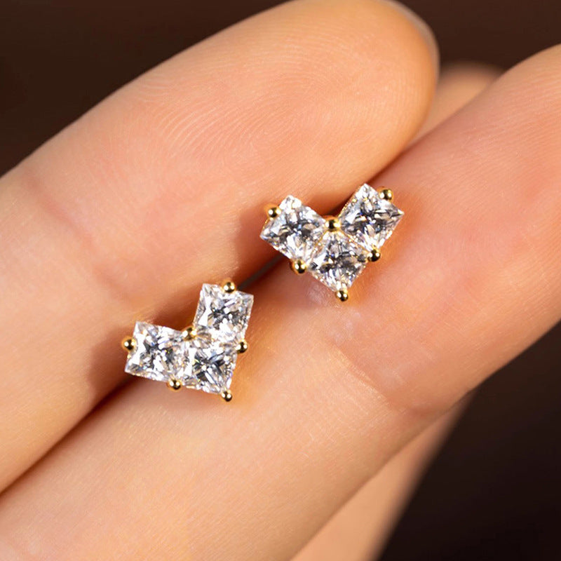 Stunning Earring for Daily Wear