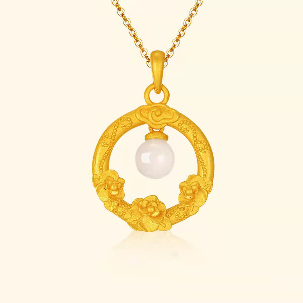 Charming Gold Necklace for Any Occasion
