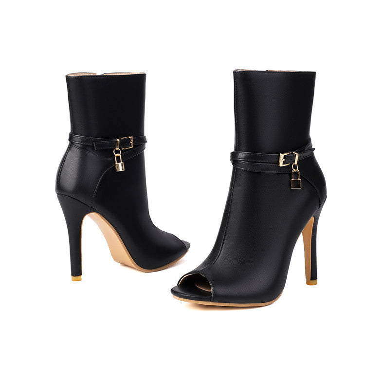 Classic Orthopedic Sandals with Timeless Style