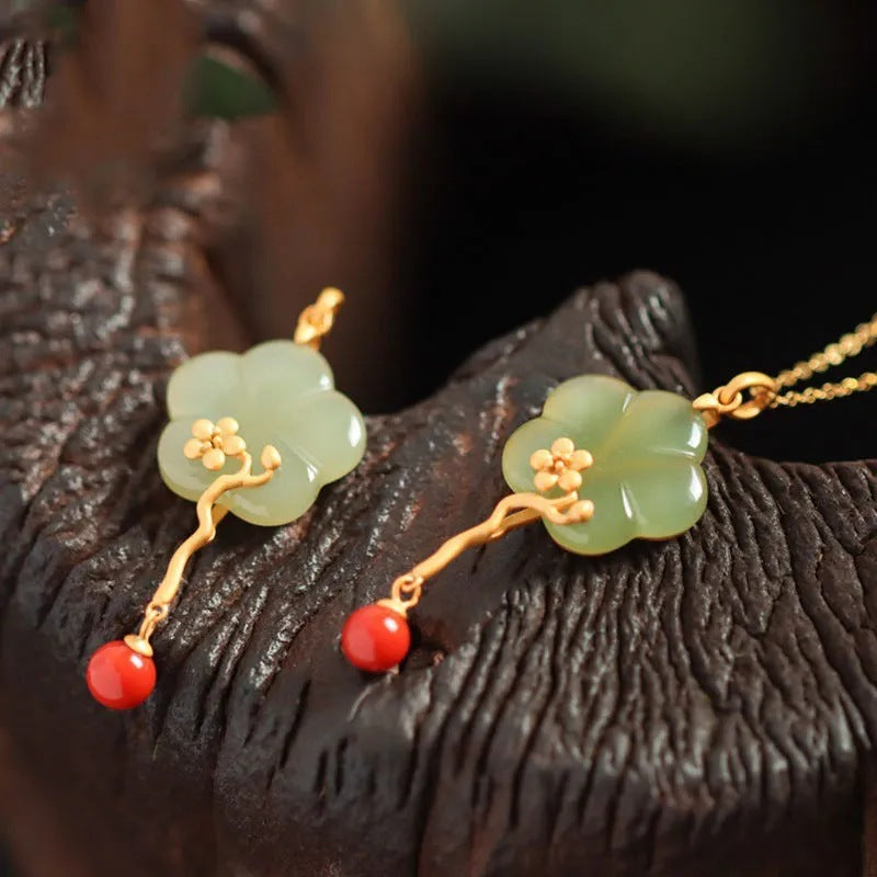 Elegant Gold Necklace for Every Occasion