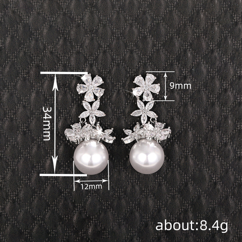 Romantic Pearl Earring for Special Moments