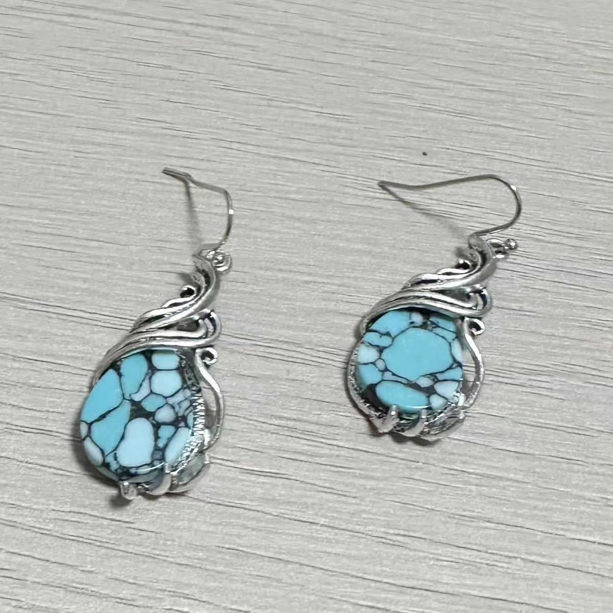 Classic Set with Timeless Appeal