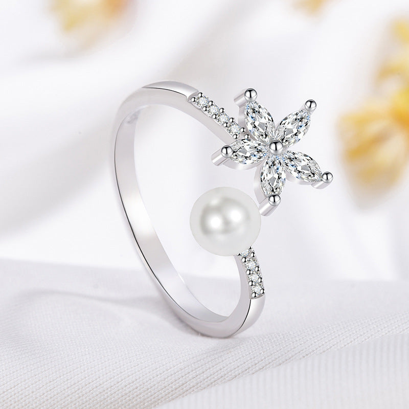 Classic Pearl Ring with Timeless Appeal