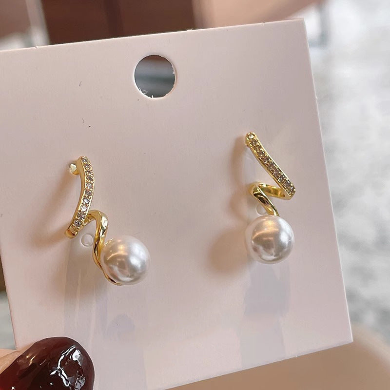 Elegant Pearl Earring for Every Occasion