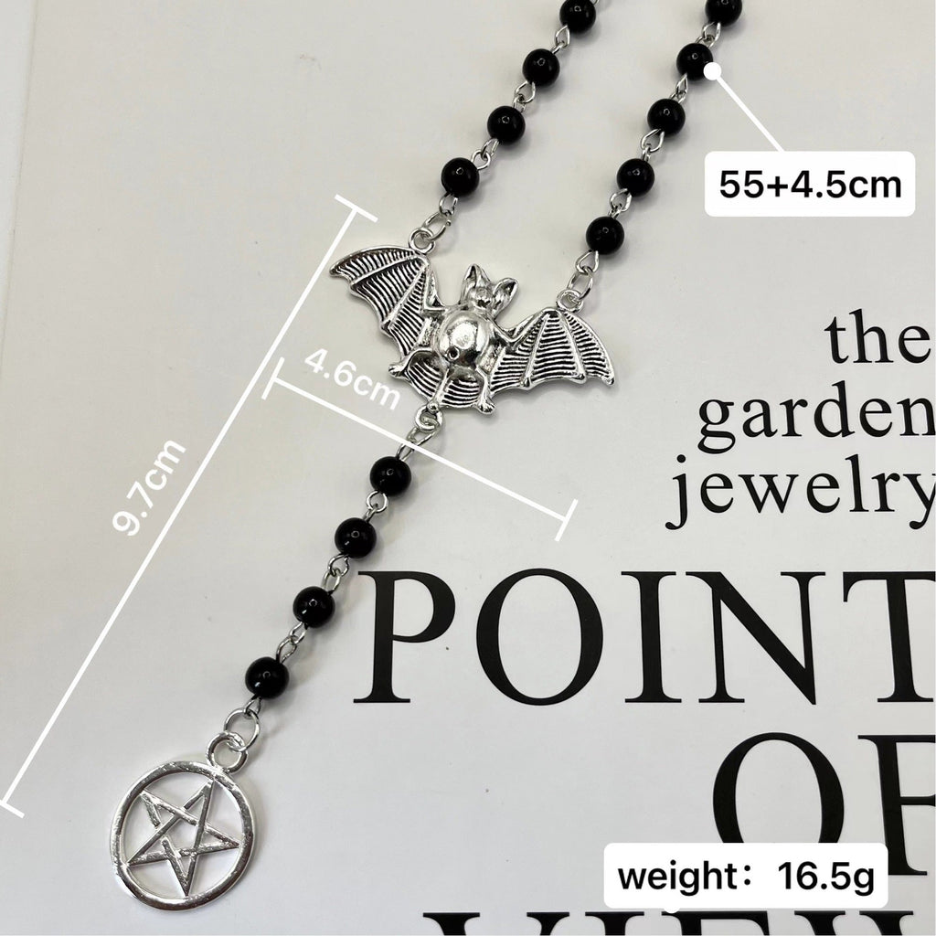 Stunning Silver Necklace for Daily Wear