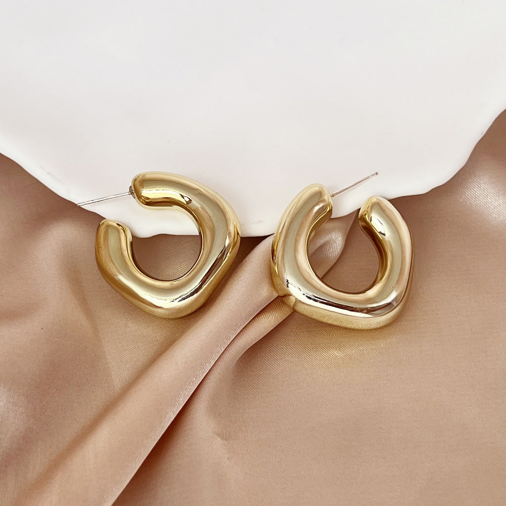 Romantic Earring for Special Moments