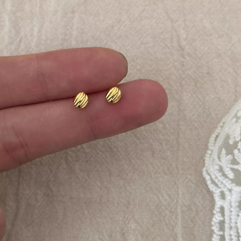 Classic Earring with Timeless Appeal