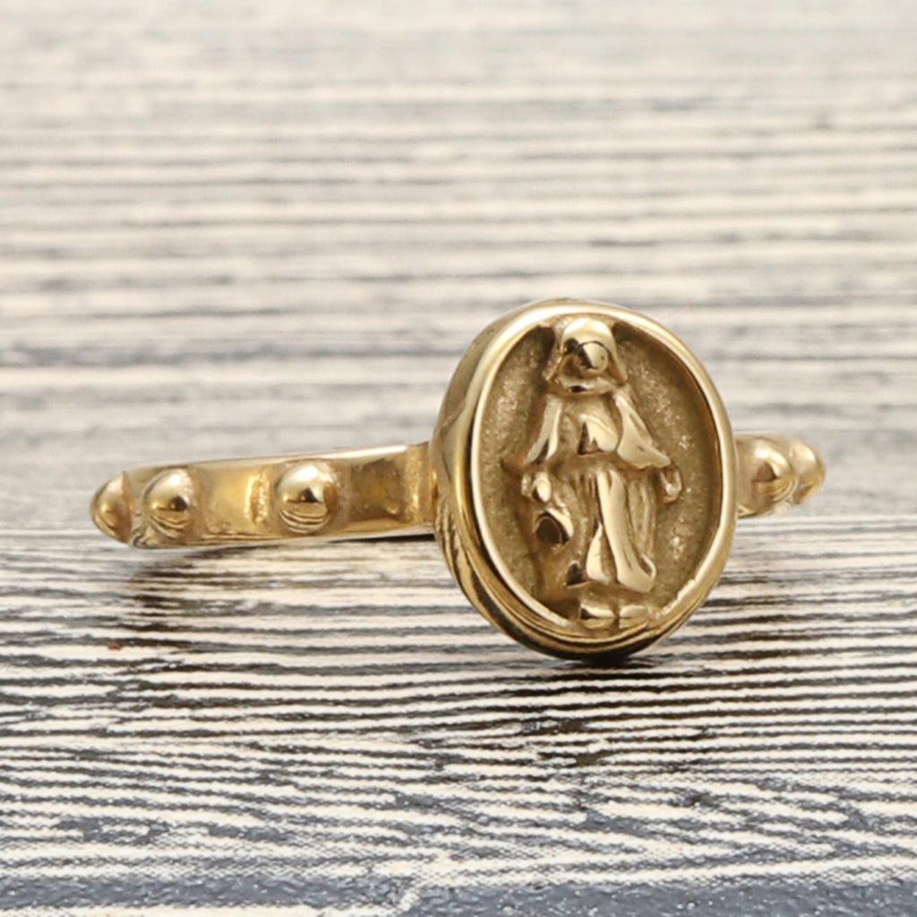 Elegant Ring for Every Occasion
