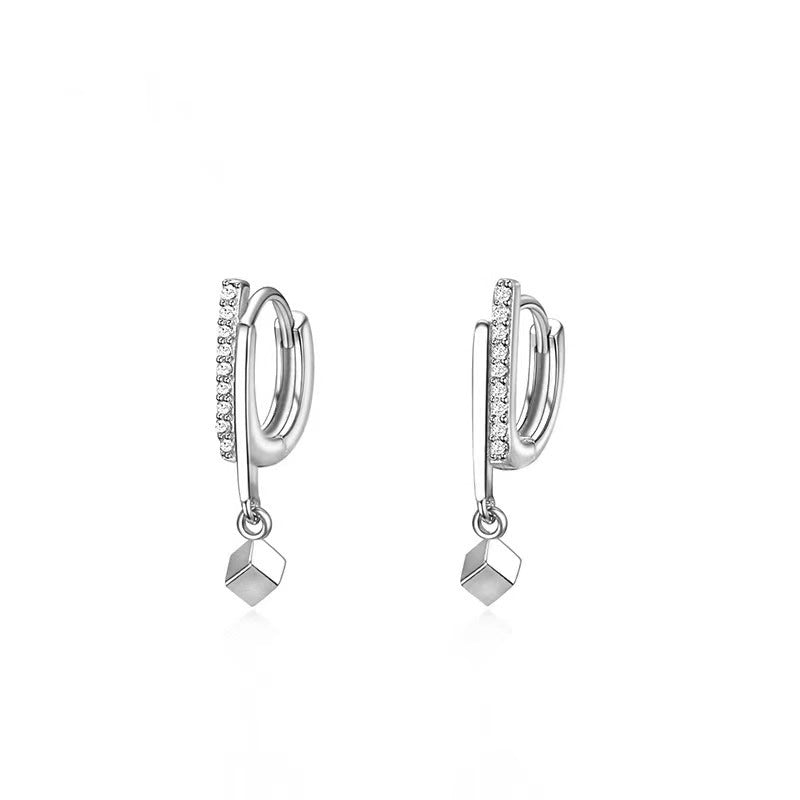 Classic Earring with Timeless Appeal