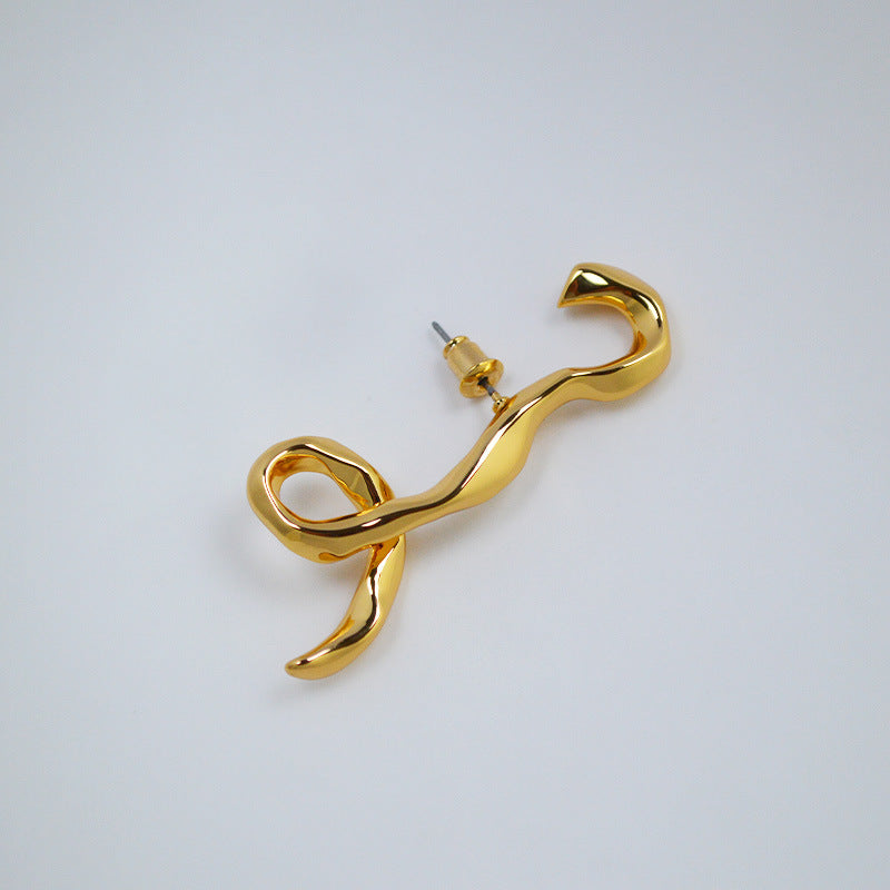 Vintage Handmade Gold Earring