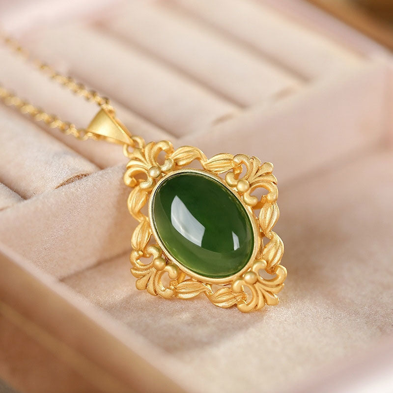 Romantic Gold Pendant for Special Moments