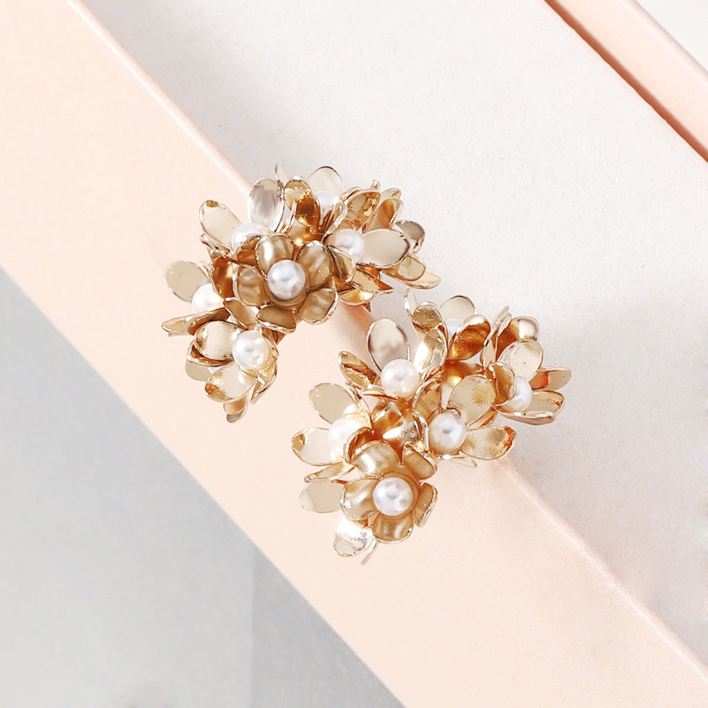 Delicate Artisan Pearl Earring