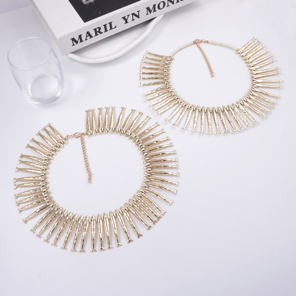 Classic Gold Necklace with Timeless Appeal