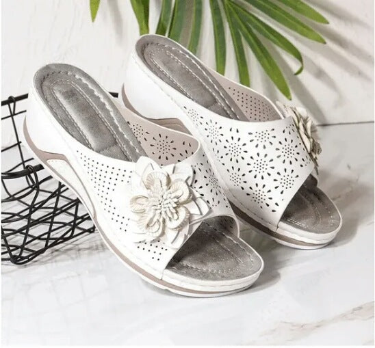 Graceful Orthopedic Sandals for Modern Look