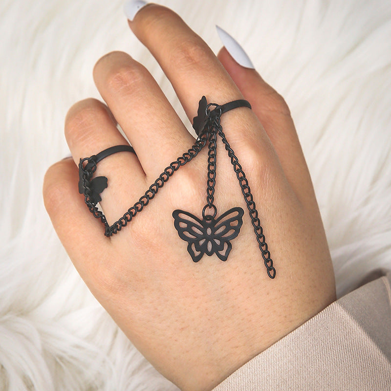 Classic Pendant with Timeless Appeal