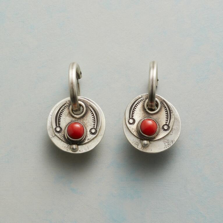 Charming Earring for Any Occasion