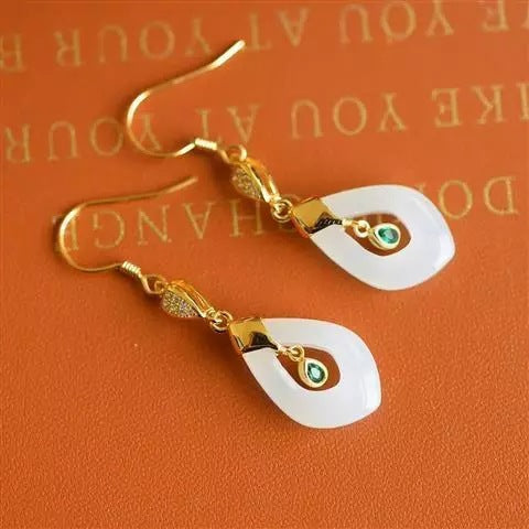 Stunning Gold Earring for Daily Wear