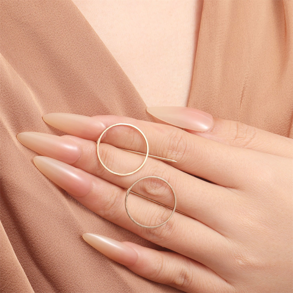 Charming Gold Piece for Any Occasion