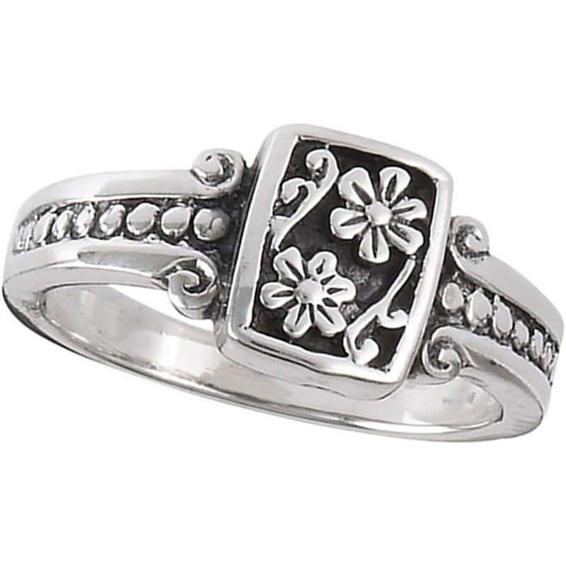 Beautiful Silver Ring with Unique Style