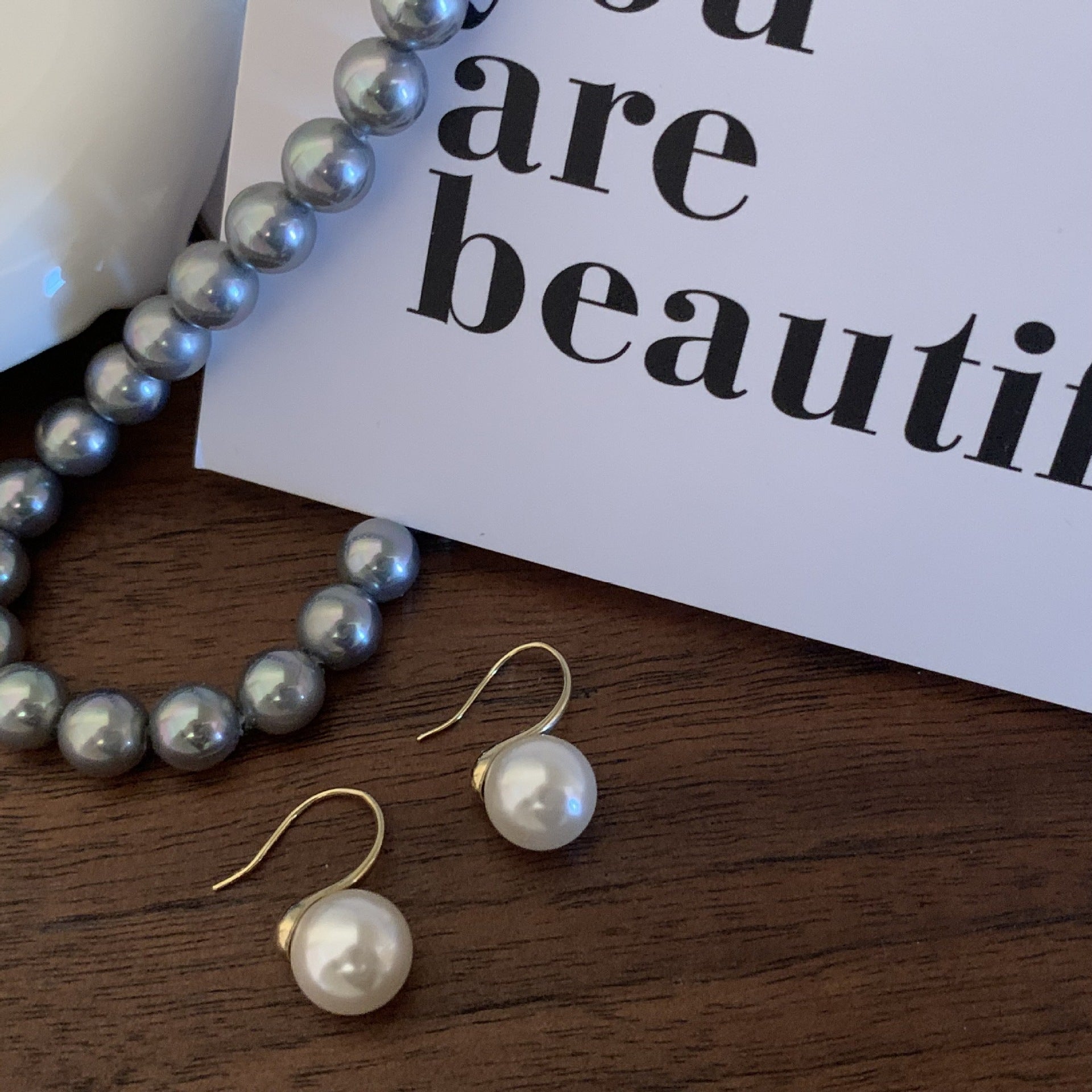 Romantic Pearl Earring for Special Moments