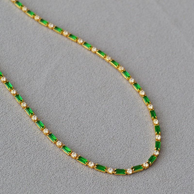 Romantic Gold Necklace for Special Moments