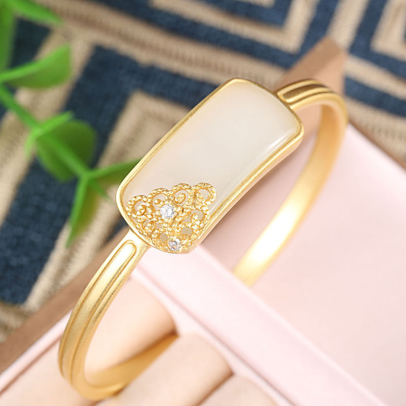 Romantic Bracelet for Special Moments