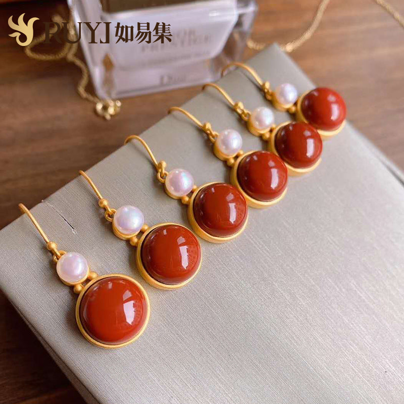 Stunning Gold Earring for Daily Wear
