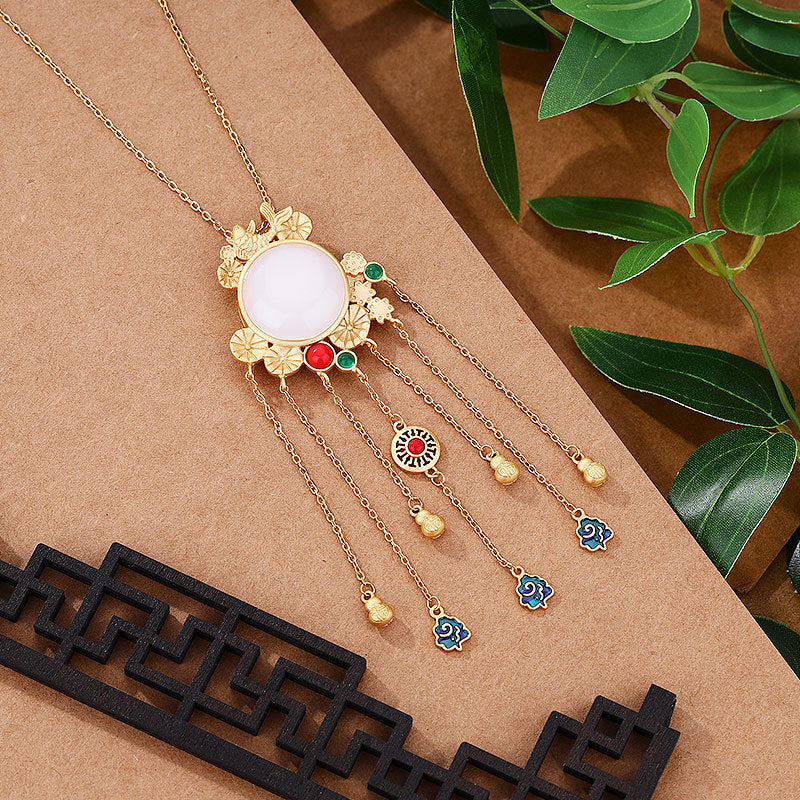 Charming Gold Necklace for Any Occasion