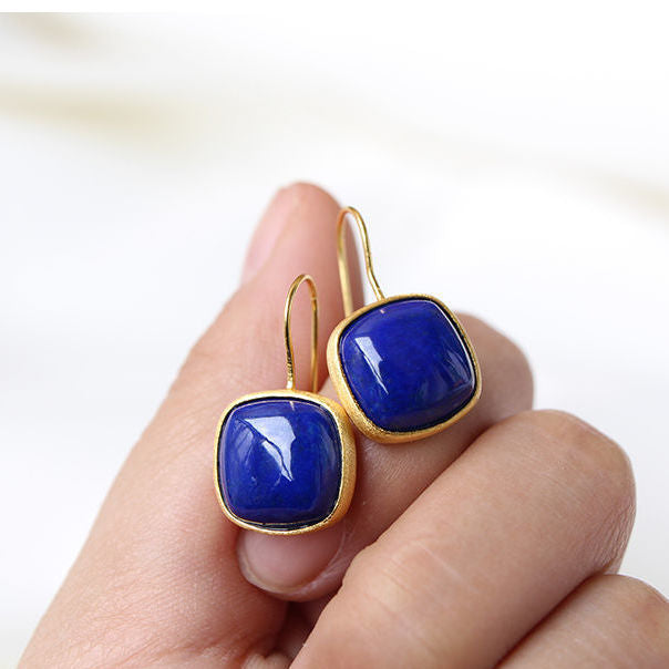Stunning Gold Earring for Daily Wear