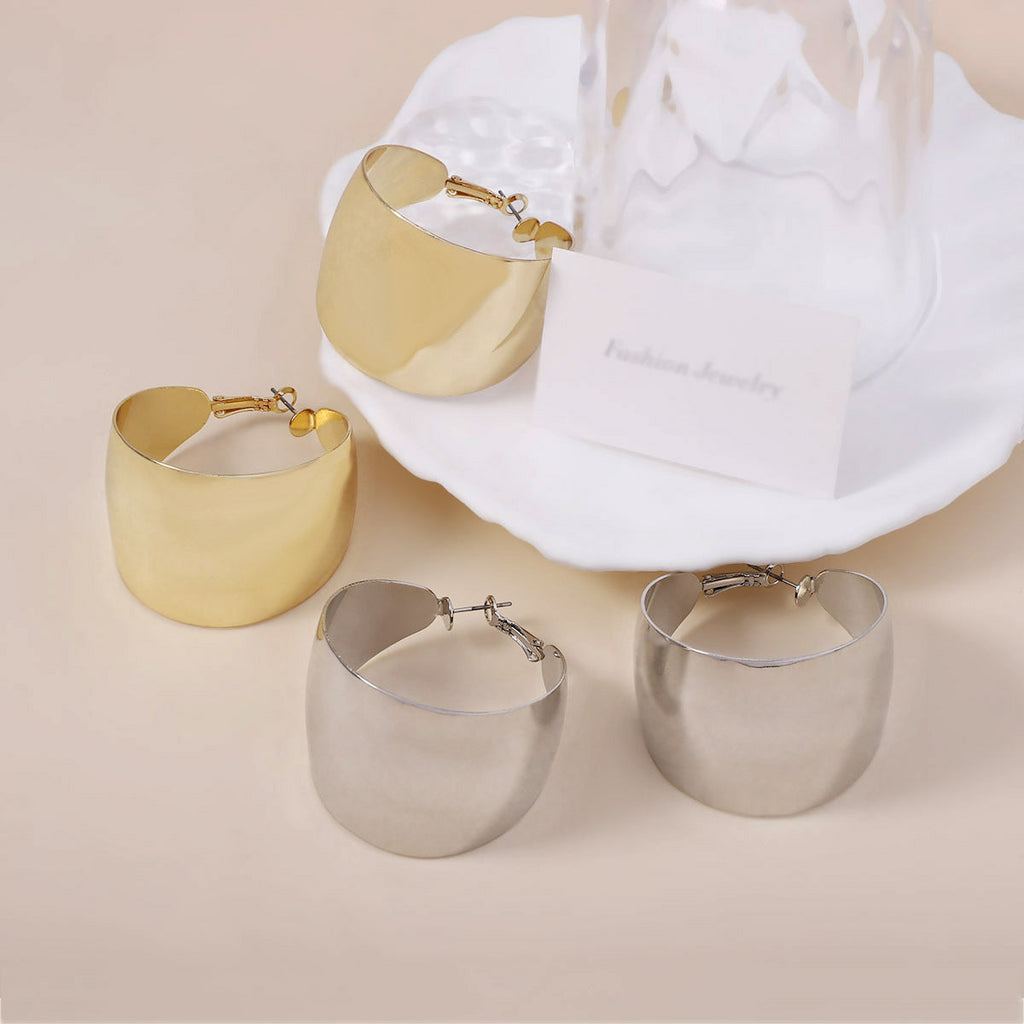 Charming Earring for Any Occasion
