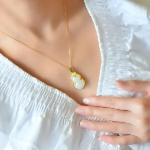 Elegant Silver Necklace for Every Occasion