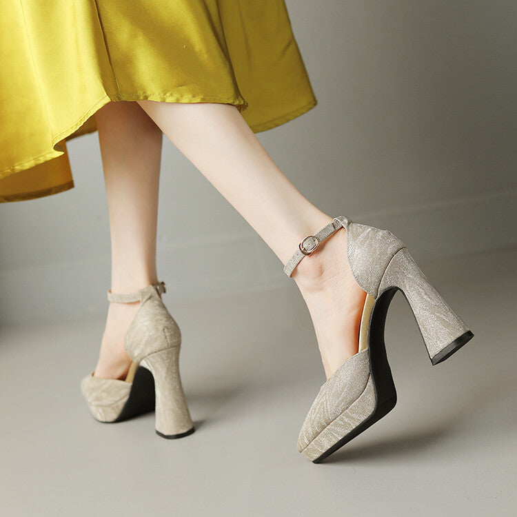 Chic Orthopedic Sandals with Unique Design