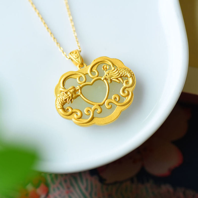 Romantic Gold Necklace for Special Moments