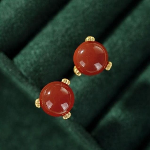 Classic Silver Earring with Timeless Appeal