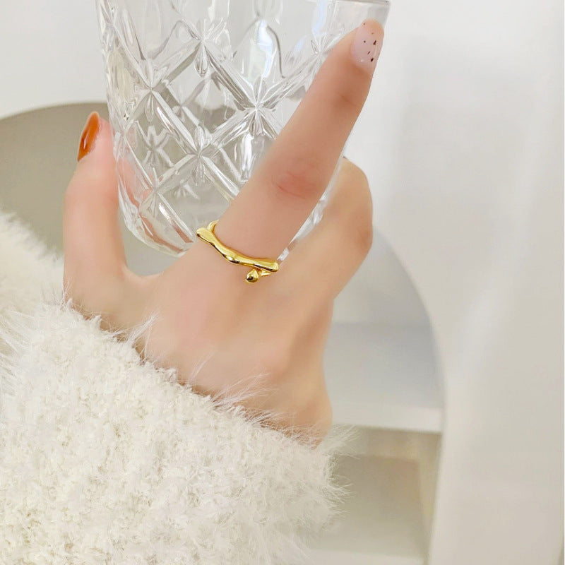 Charming Piece for Any Occasion