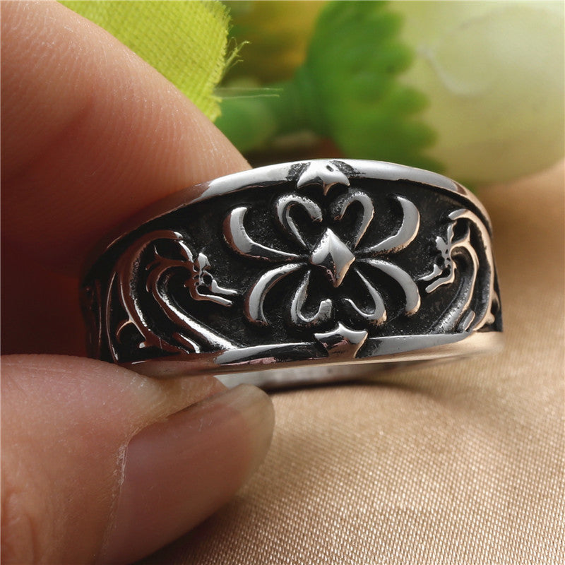 Classic Ring with Timeless Appeal