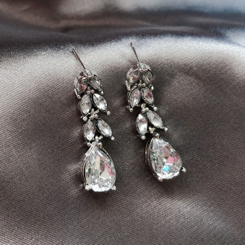 Stunning Earring for Daily Wear
