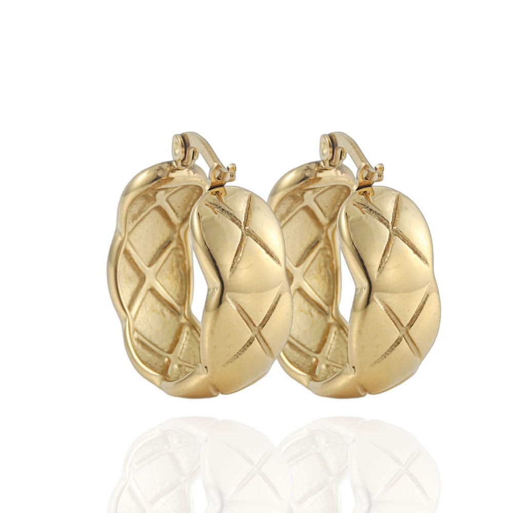 Elegant Gold Earring for Every Occasion