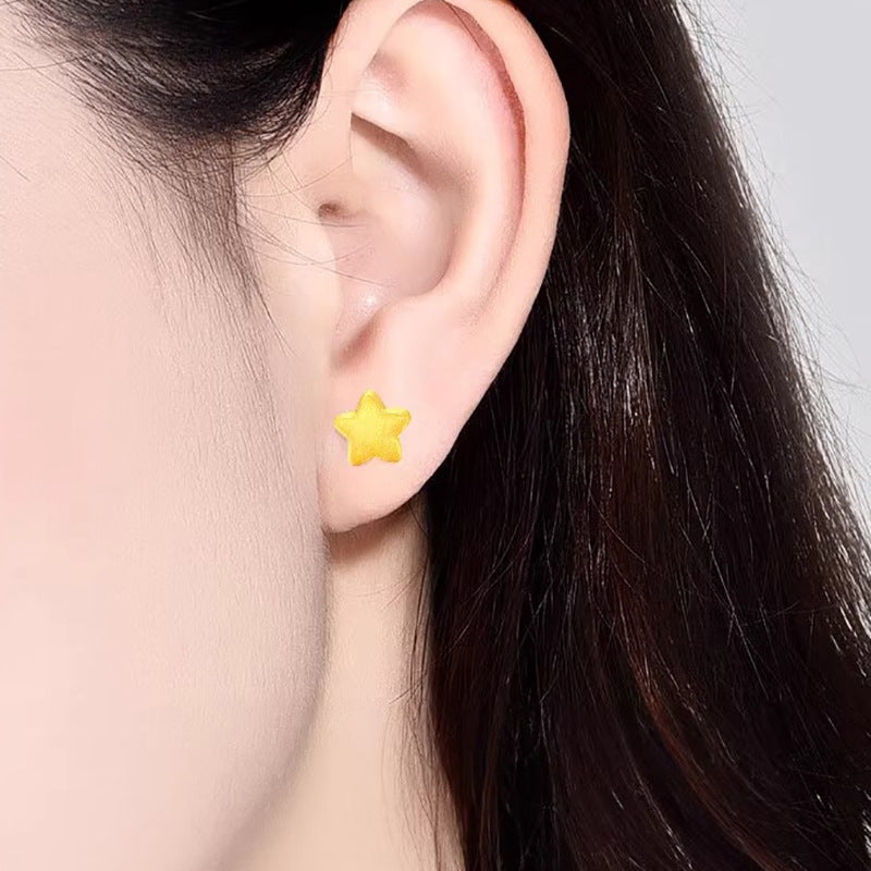Romantic Gold Earring for Special Moments