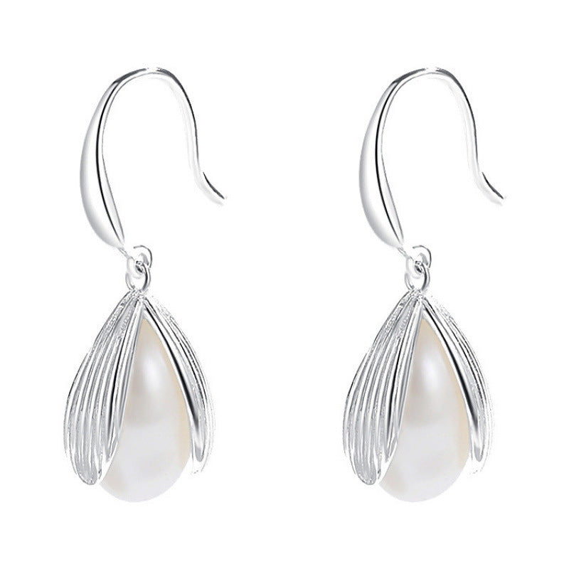 Elegant Pearl Earring for Every Occasion