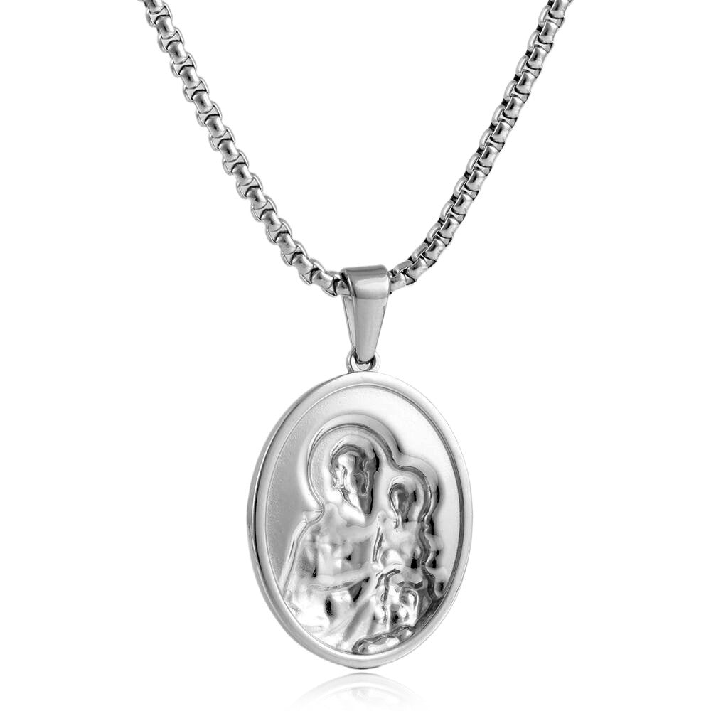 Charming Pendant for Any Occasion