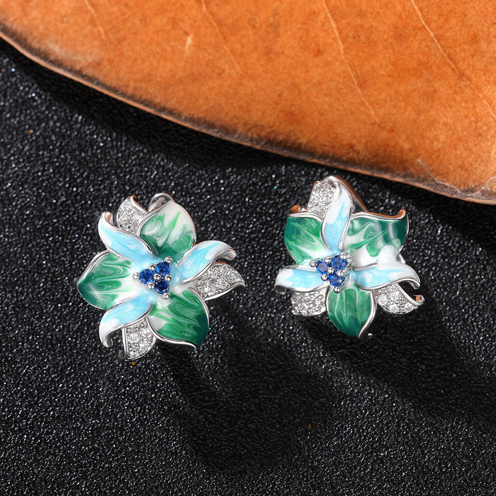Charming Earring for Any Occasion