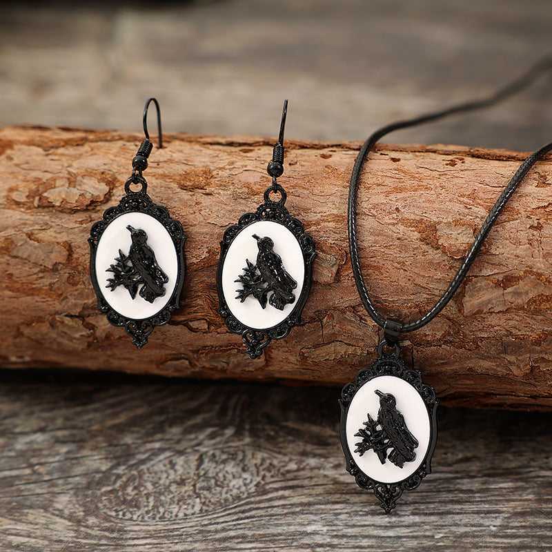 Stunning Necklace for Daily Wear