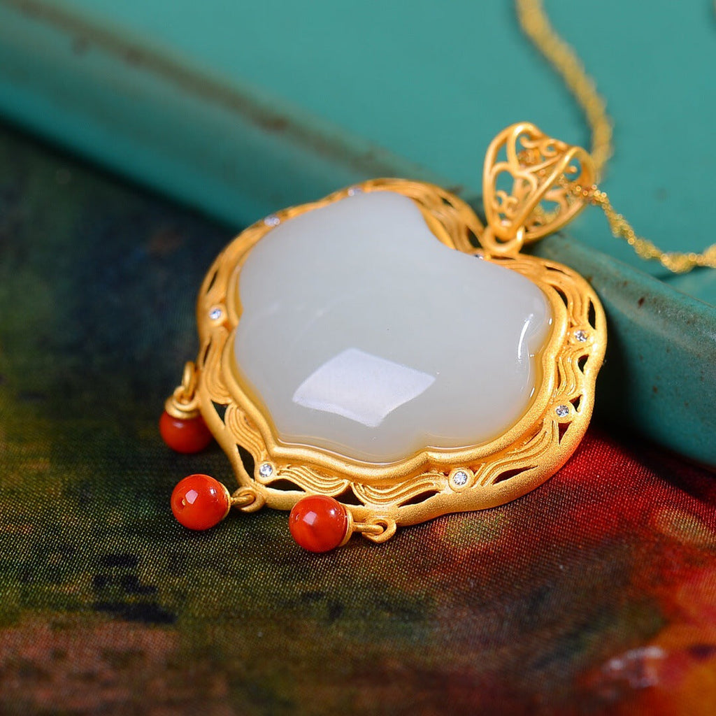 Classic Necklace with Timeless Appeal