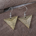 Classic Gold Earring with Timeless Appeal
