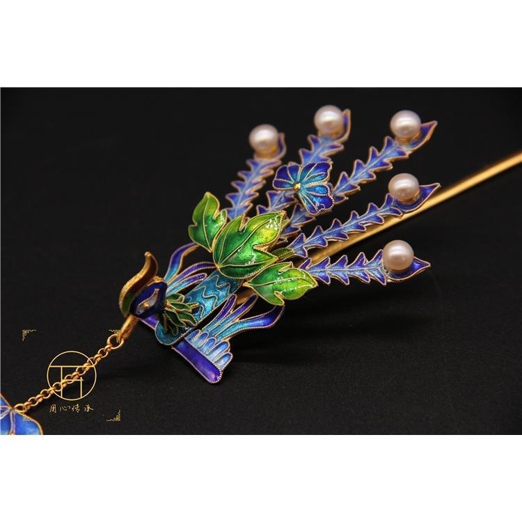 Stunning Gold Piece for Daily Wear