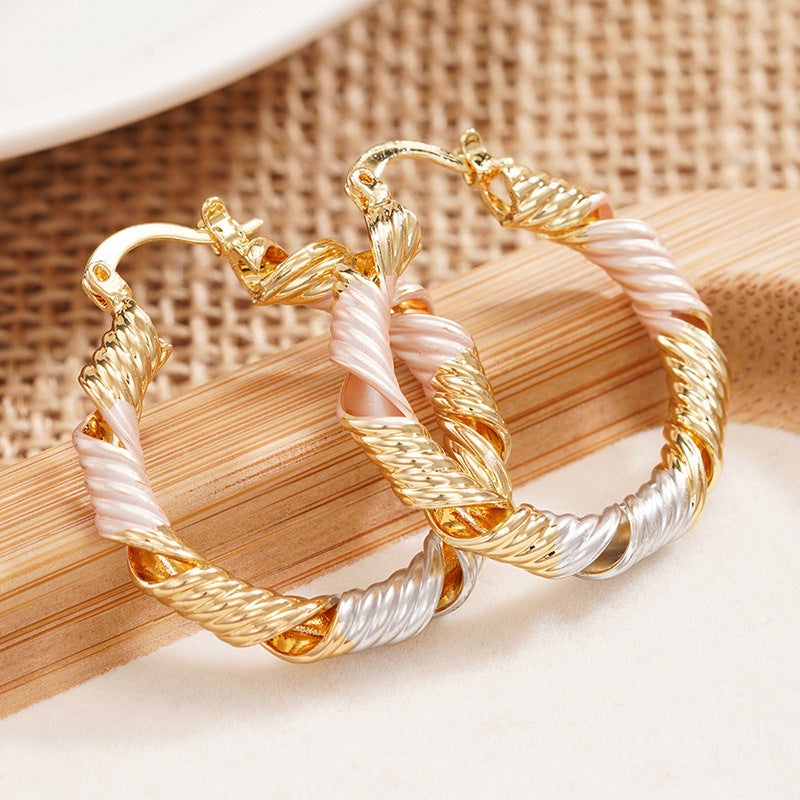 Charming Piece for Any Occasion