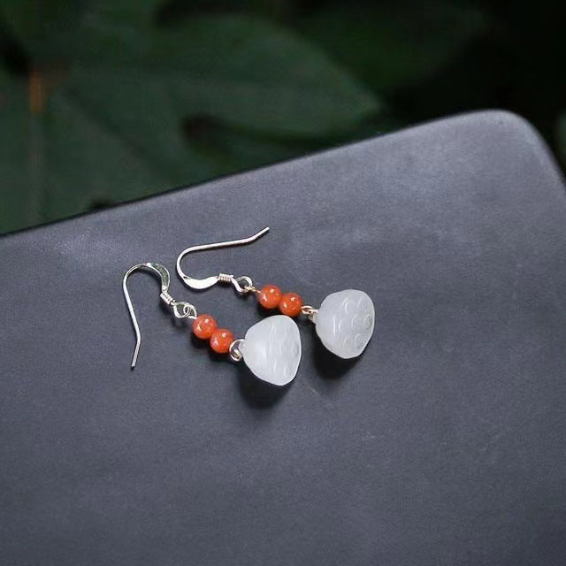 Romantic Silver Earring for Special Moments
