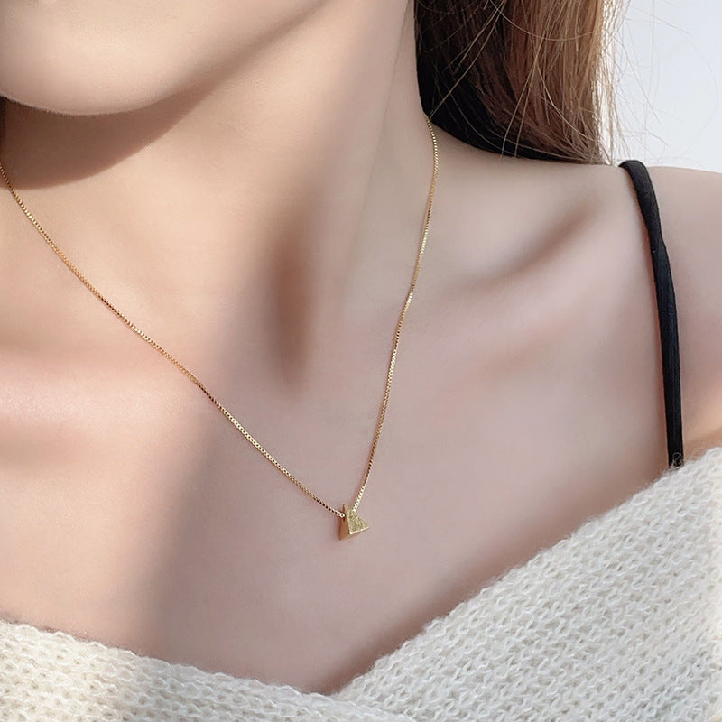Stunning Necklace for Daily Wear